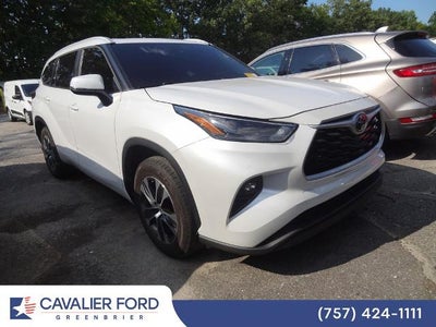2023 Toyota Highlander XLE