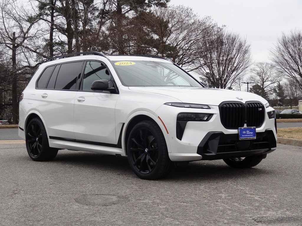 2024 BMW X7 M60i