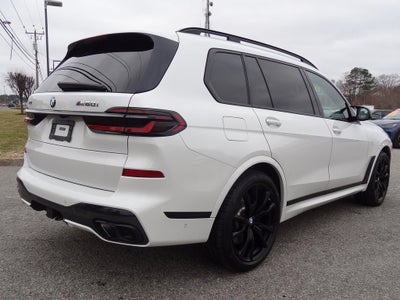 2024 BMW X7 M60i