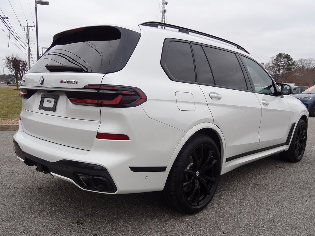 2024 BMW X7 M60i