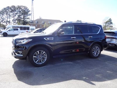 2022 INFINITI QX80 LUXE Luxe
