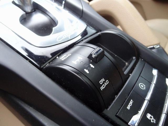 2016 Porsche Cayenne Base