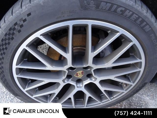 2019 Porsche Macan Base