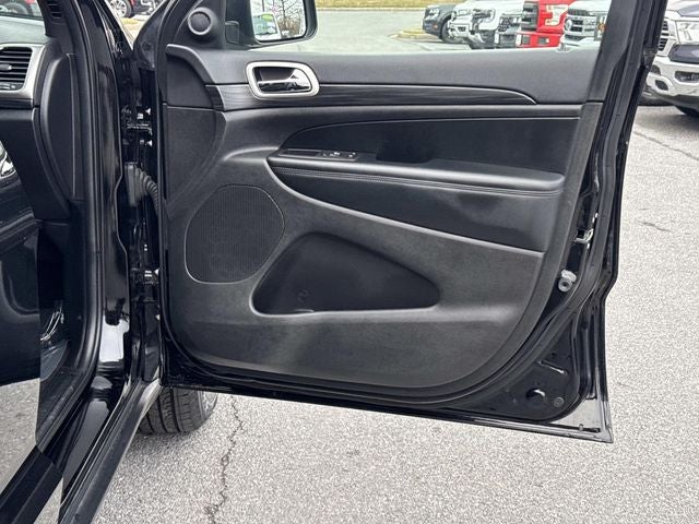 2020 Jeep Grand Cherokee Laredo