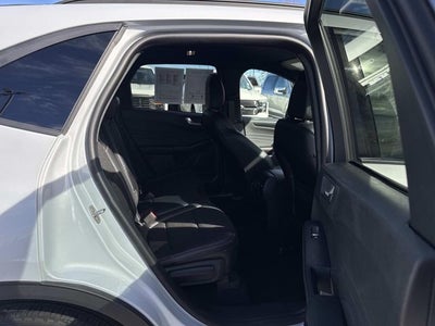 2025 Ford Escape Hybrid ST-Line