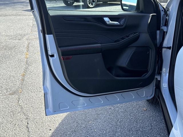 2025 Ford Escape Hybrid ST-Line