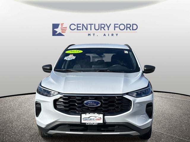 2025 Ford Escape Hybrid ST-Line