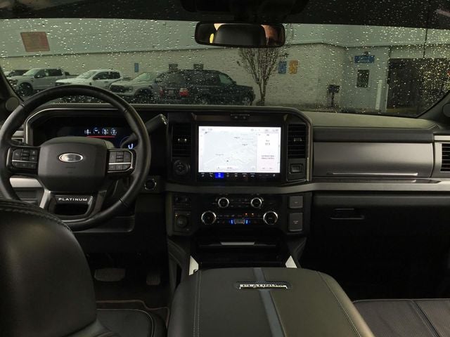 2025 Ford F-450SD Platinum DRW