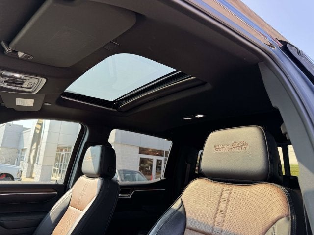 2025 Chevrolet Silverado 1500 High Country