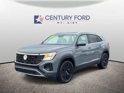 2024 Volkswagen Atlas Cross Sport 2.0T SE w/Technology