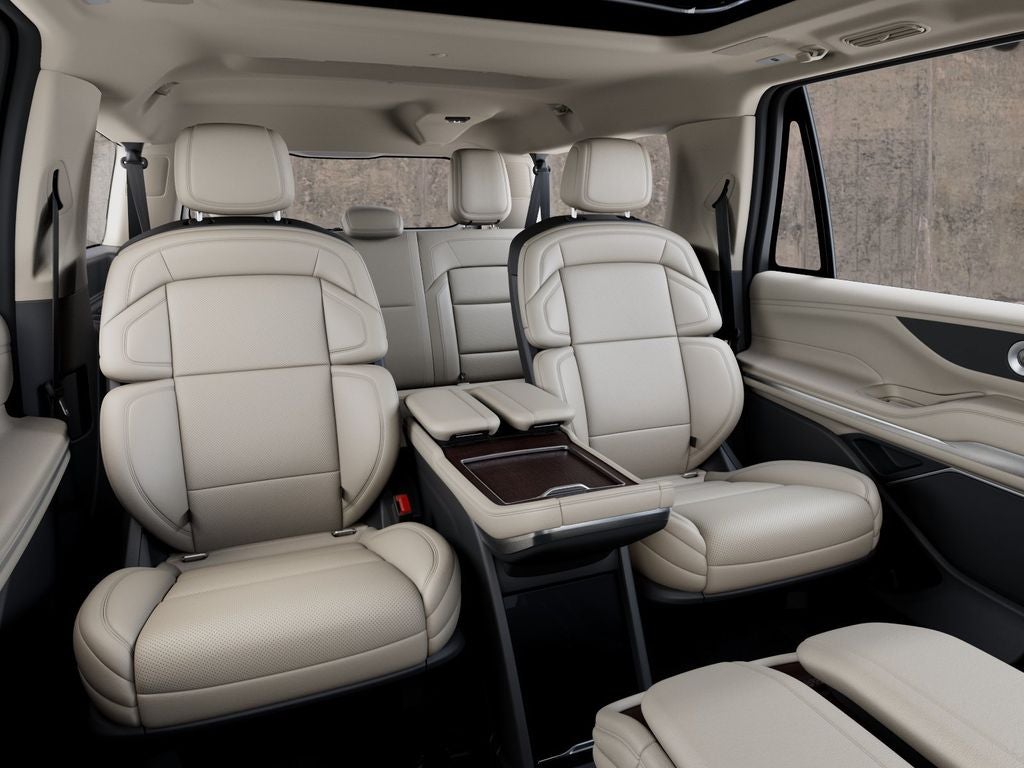 2027 Lincoln Navigator L Reserve