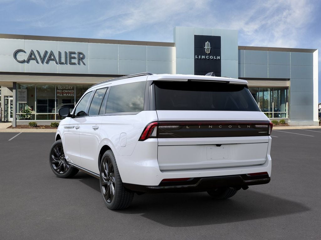 2027 Lincoln Navigator L Reserve