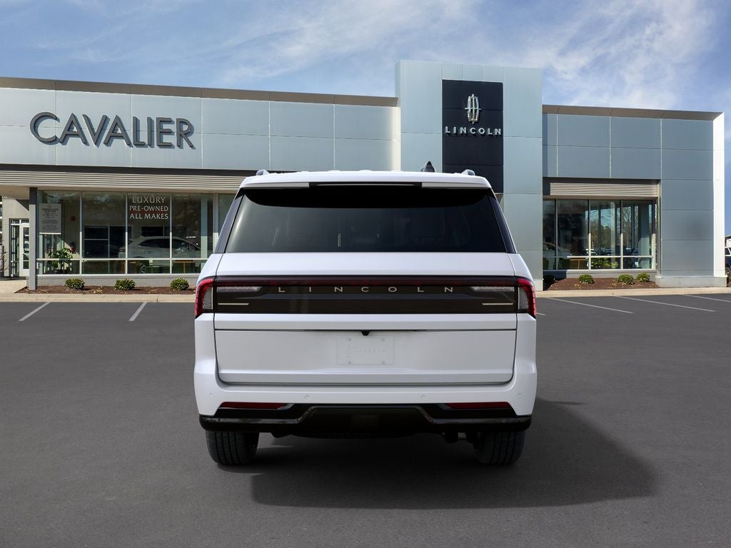 2027 Lincoln Navigator L Reserve