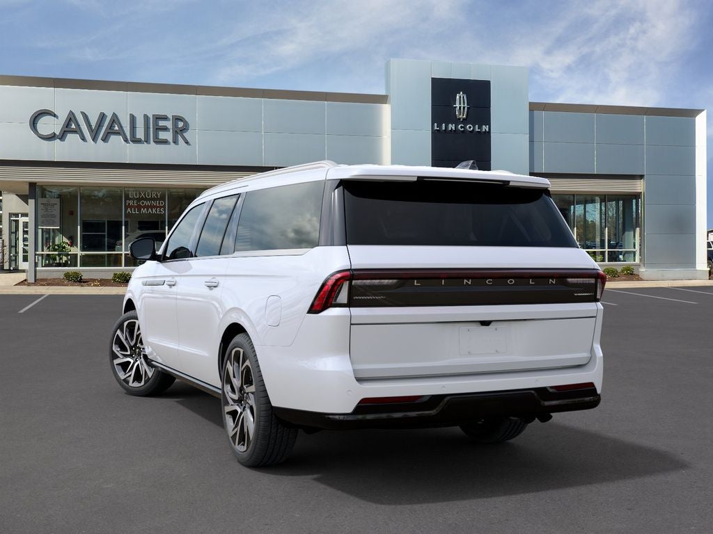 2027 Lincoln Navigator L Black Label