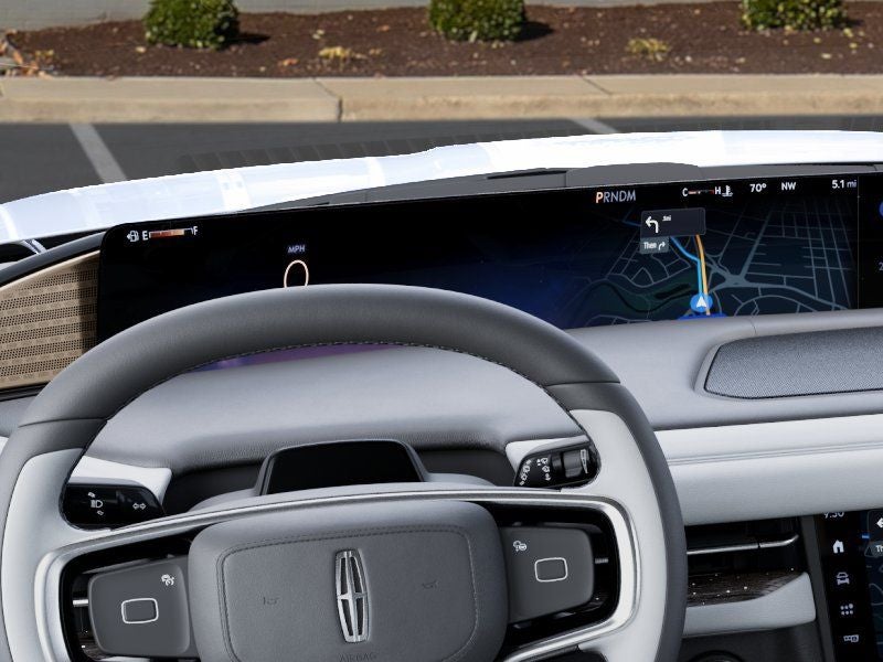2027 Lincoln Navigator L Black Label